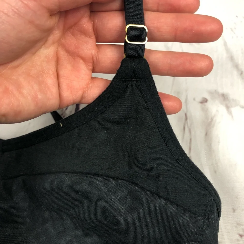Manduka‎ Black Sports Bra
